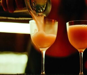 A Beginner’s Guide to Reading a Cocktail Menu